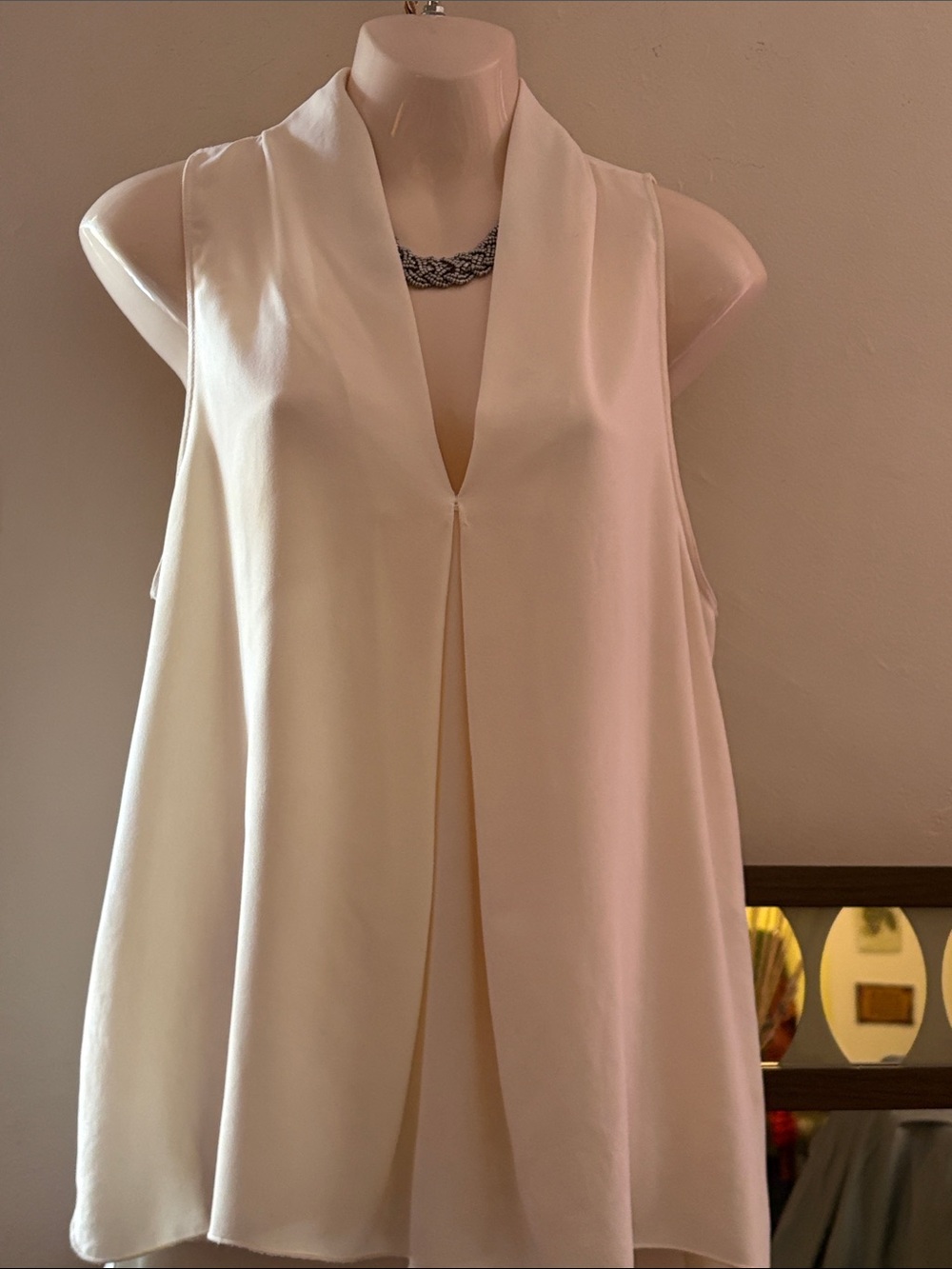 Wilfred Cream Draped V-Neck Pleat Sleeveless Camisole